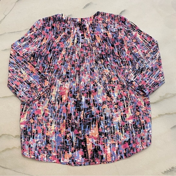 NYDJ Henley Blouse size Small 3/4 length sleeves Multicolor Print - Picture 14 of 14